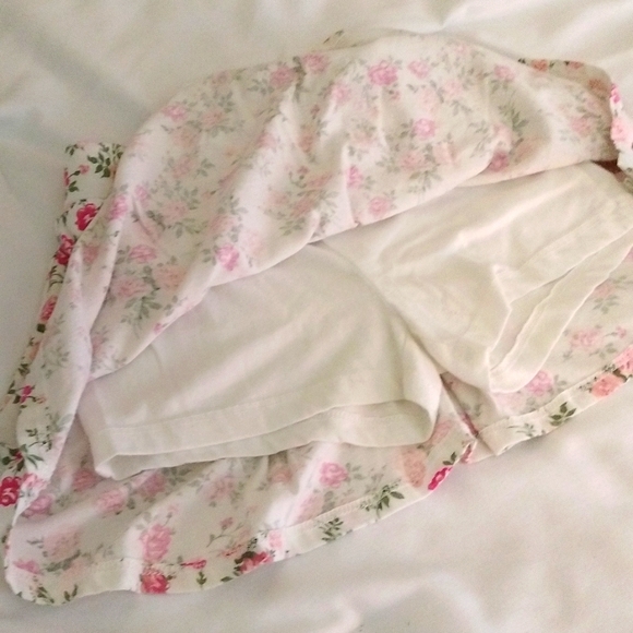 ⚜️ Children's Place Floral Skort - Picture 3 of 4